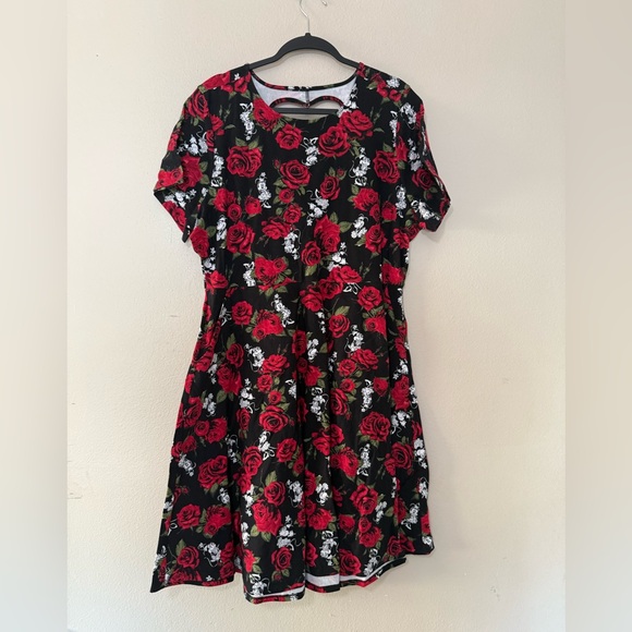 torrid Other - Floral women’s torrid & Disney- Red and Black